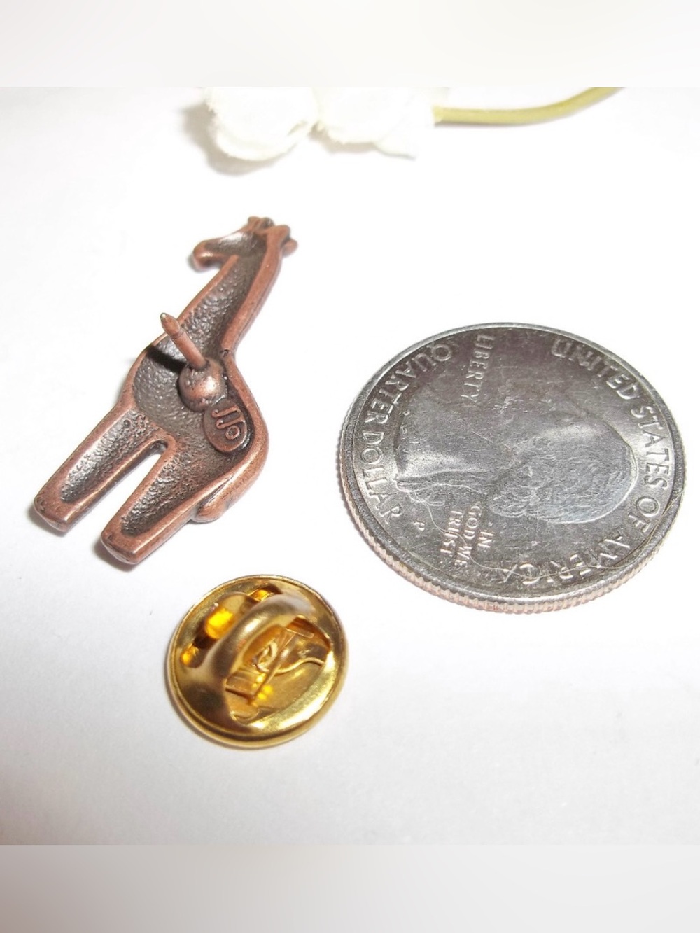 Vintage JJ Jonette Giraffe Brooch - Picture 2 of 3